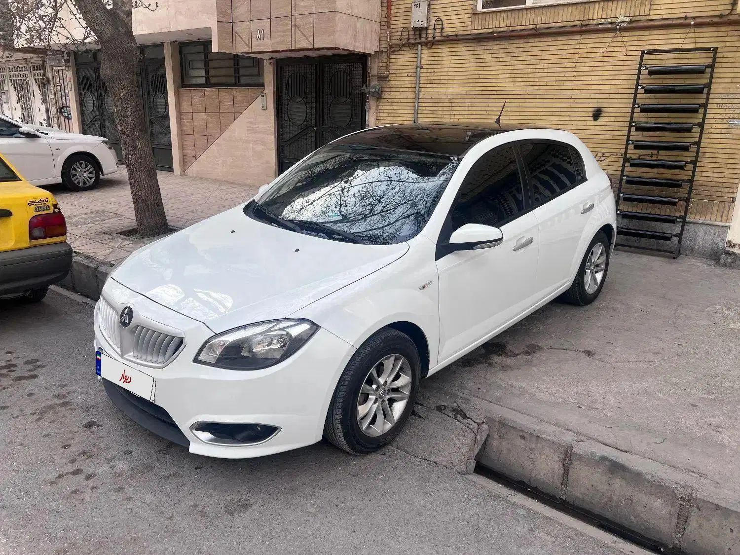 خودرو برلیانس، H320 آگهی ann_19977425
