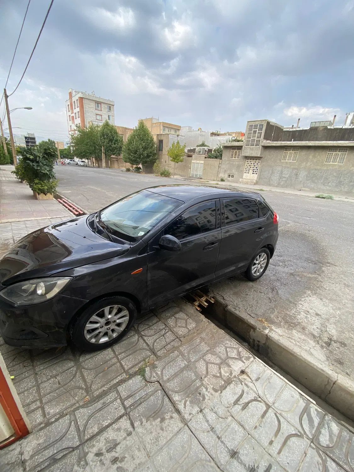 ام وی ام 315 هاچ بک ساده دنده ای - 1393