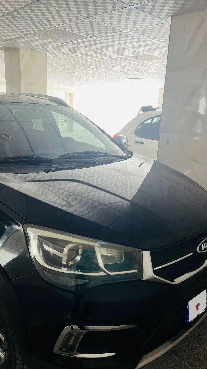 ام وی ام X22 دنده‌ای لاکچری - 1396
