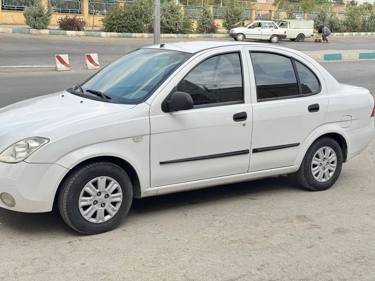 تیبا صندوق دار SX - 1400