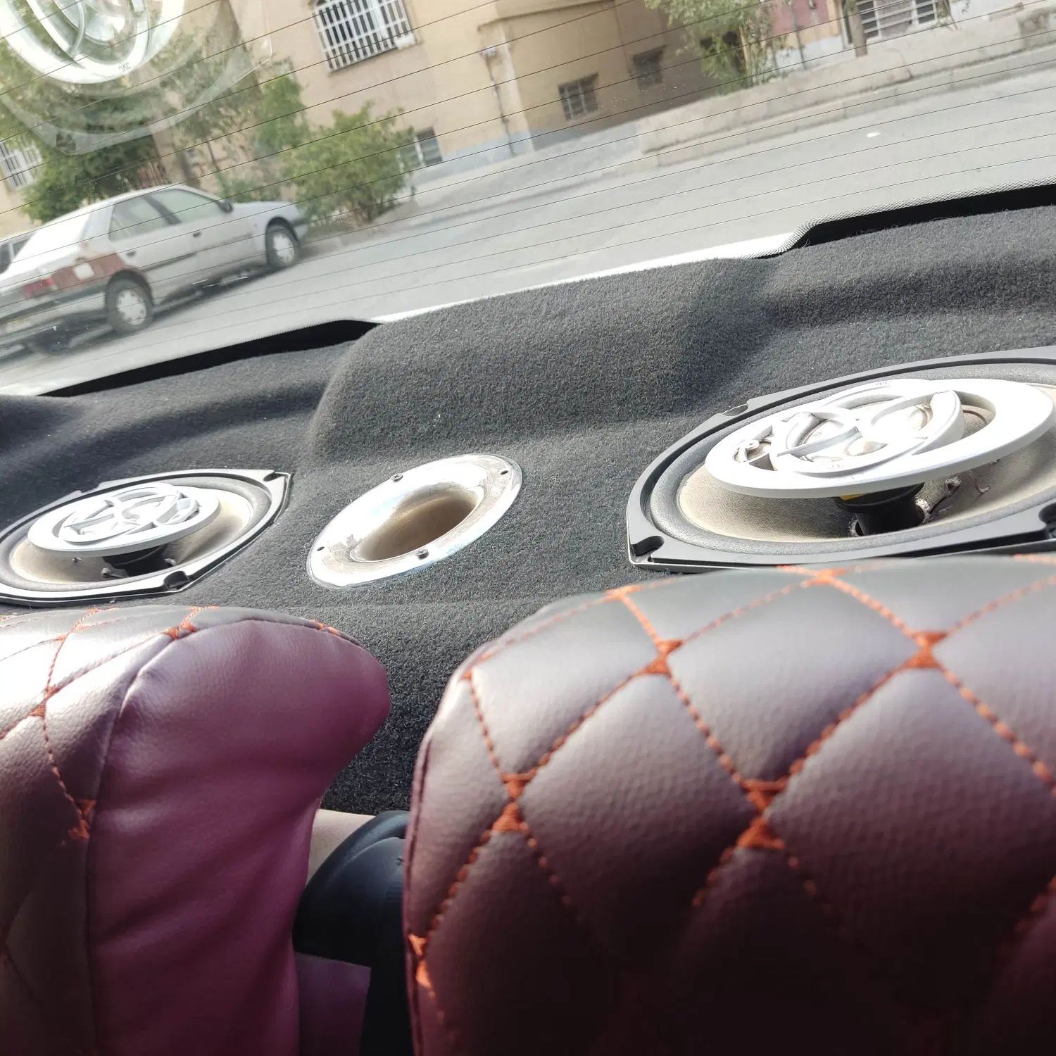 پژو ۲۰۶ صندوق دار v8 - 1393