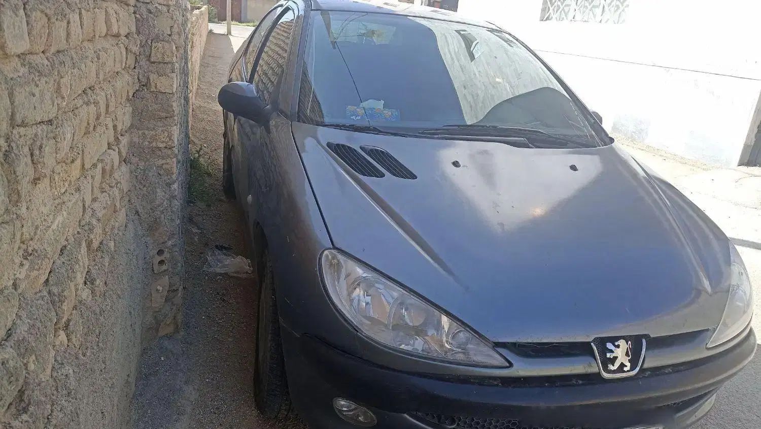 پژو ۲۰۶ صندوق دار v8 - 1390