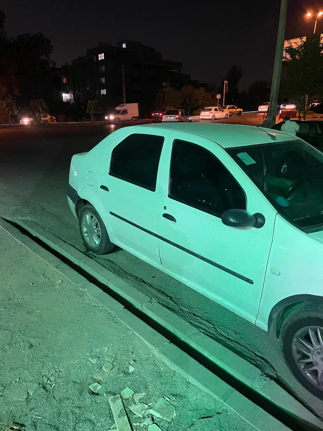 رنو تندر 90 E2 - 1392