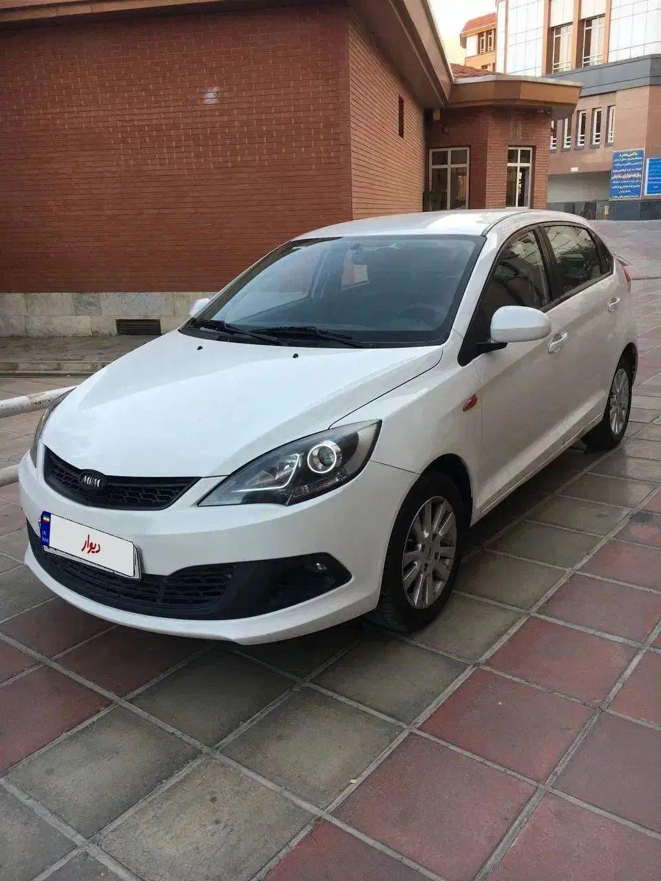 ام وی ام 315 هاچ بک اسپرت لاکچری - 1395