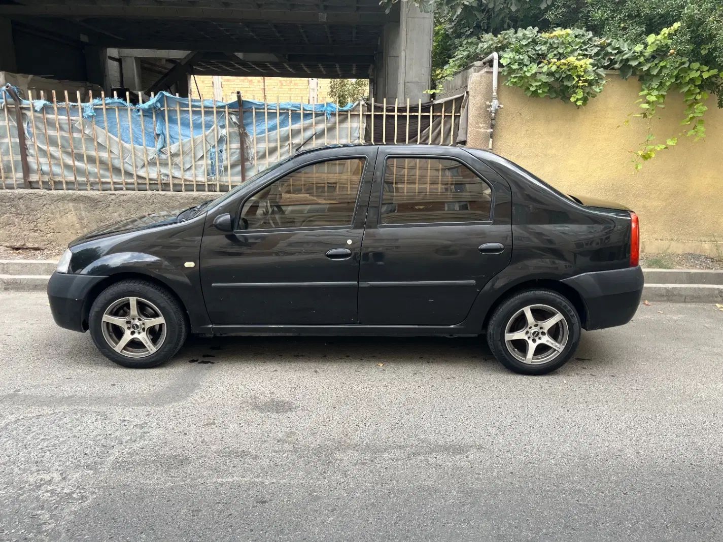رنو تندر 90 E2 - 1388