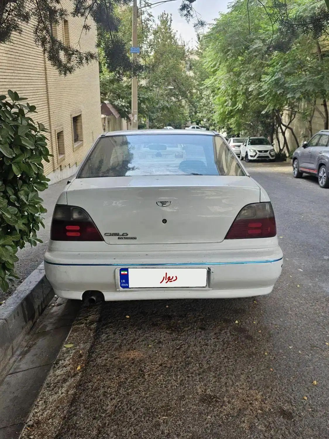 دوو سیلو سدان - 1383