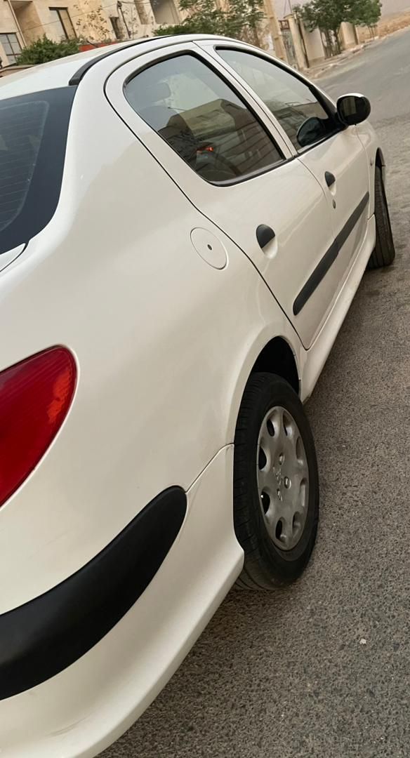 پژو ۲۰۶ صندوق دار v8 - 1395
