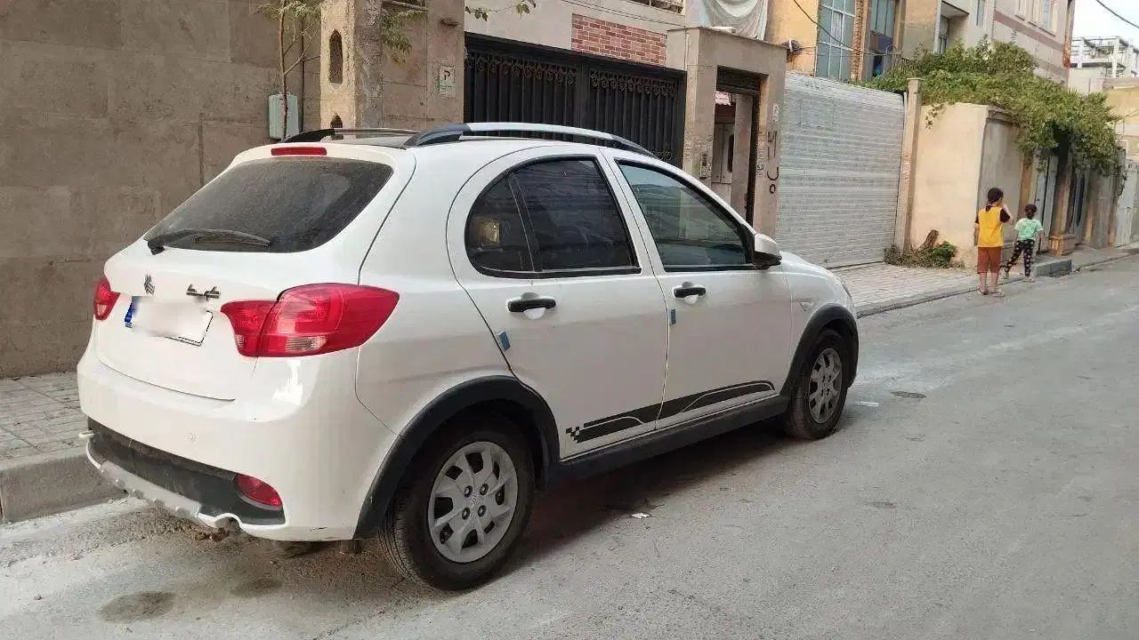 کوییک R دنده‌ای - 1403