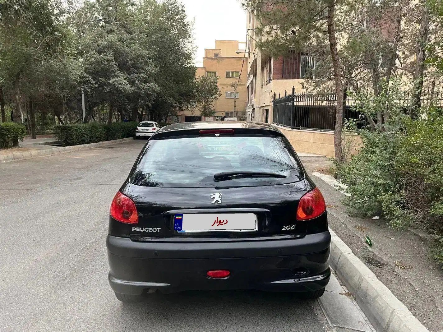 پژو 206 تیپ 2 - 1395