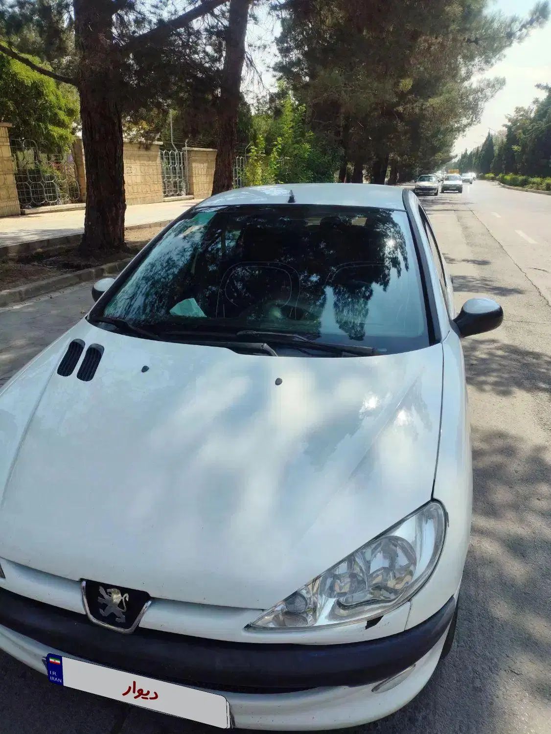 پژو ۲۰۶ صندوق دار v8 - 1395