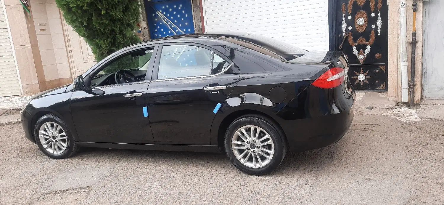 جک J5 اتوماتیک - 1394
