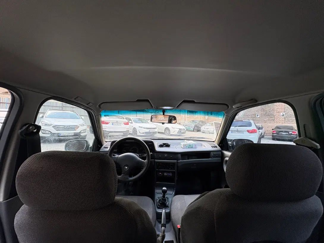 دوو سیلو سدان - 1378