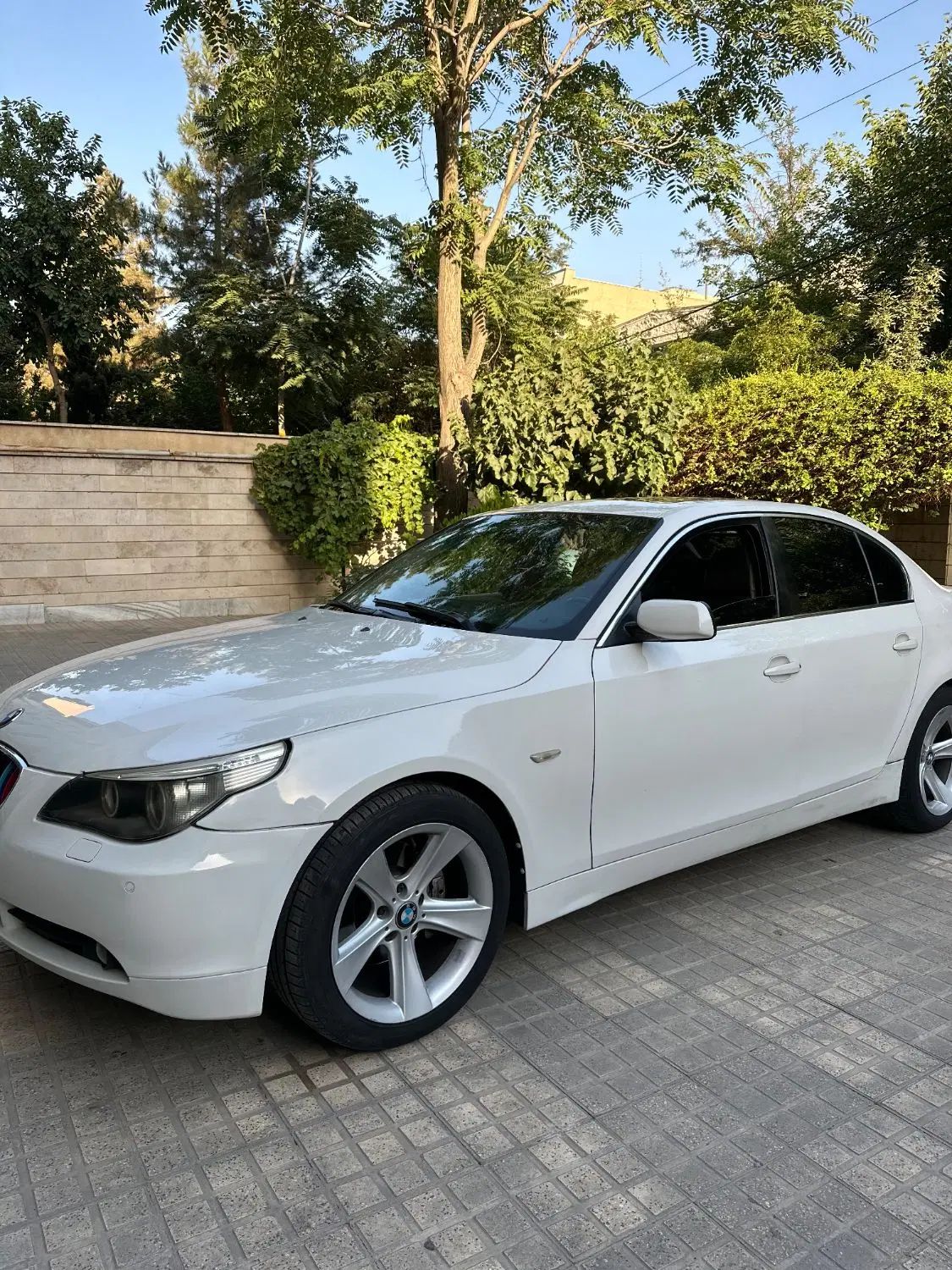 ب ام و سری 5 520i - 2005