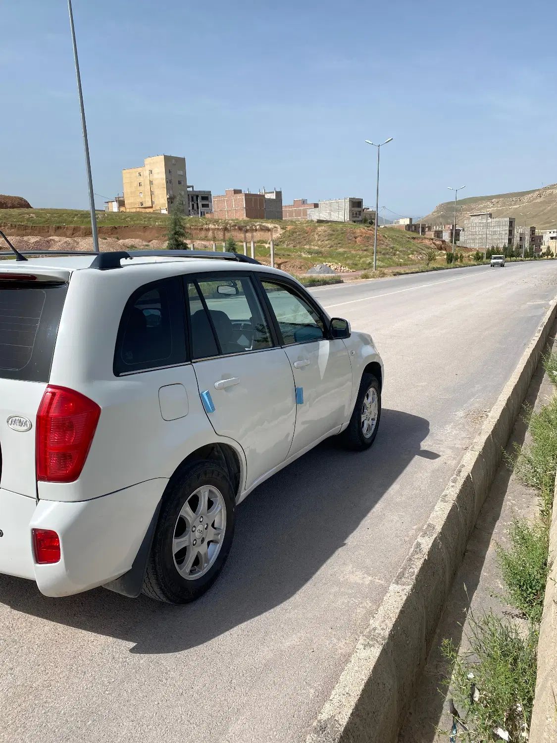 ام وی ام X33 دنده‌ای ساده - 1395