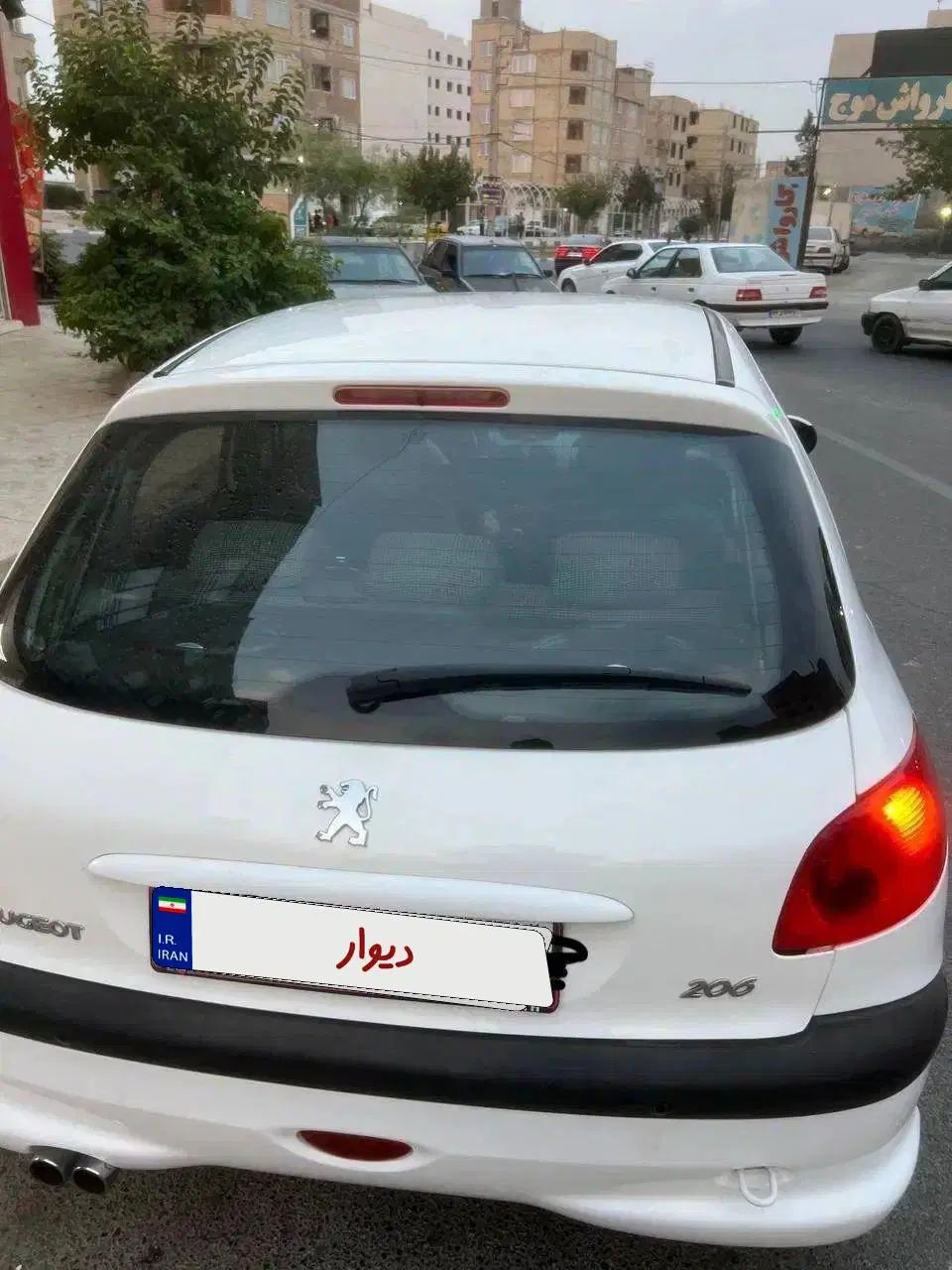 پژو 206 تیپ 5 - 1396