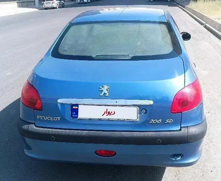 پژو ۲۰۶ صندوق دار v8 - 1396