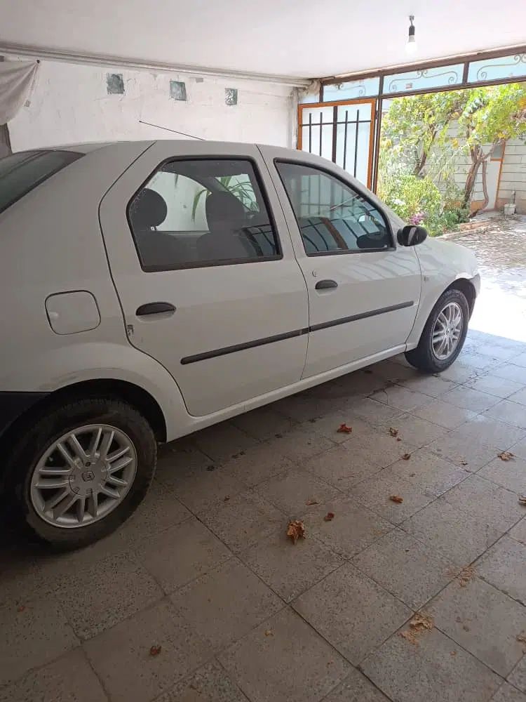 خودرو رنو، تندر 90 آگهی ann_19980584