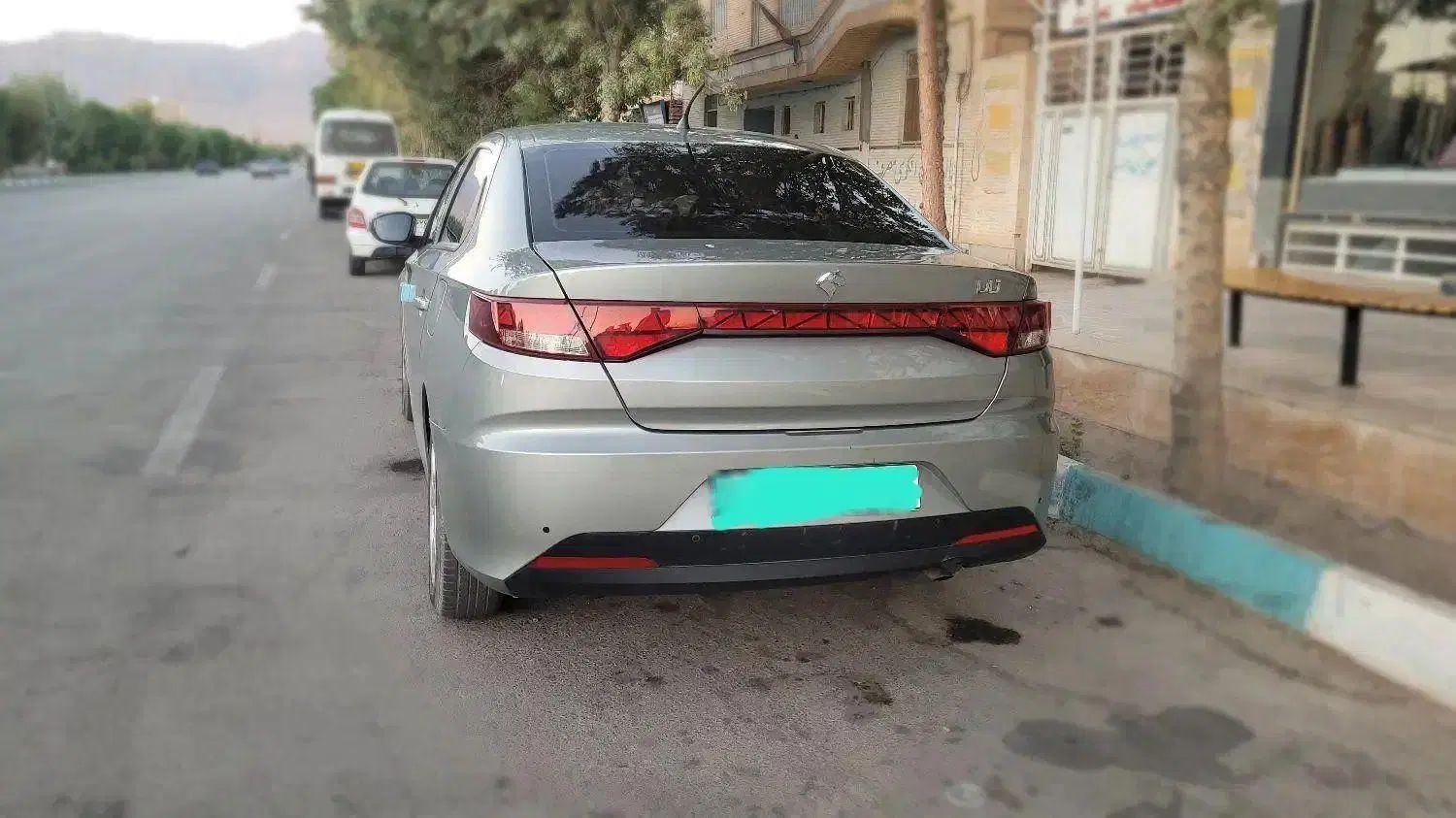 خودرو تارا، دنده‌ای آگهی ann_19980611