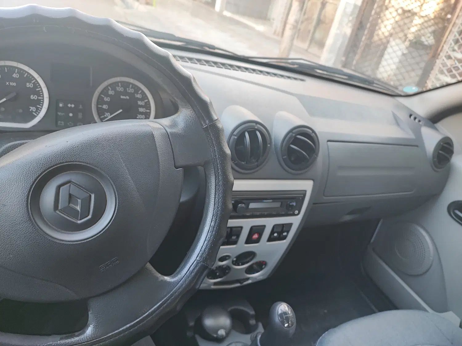 رنو تندر 90 E2 - 1396