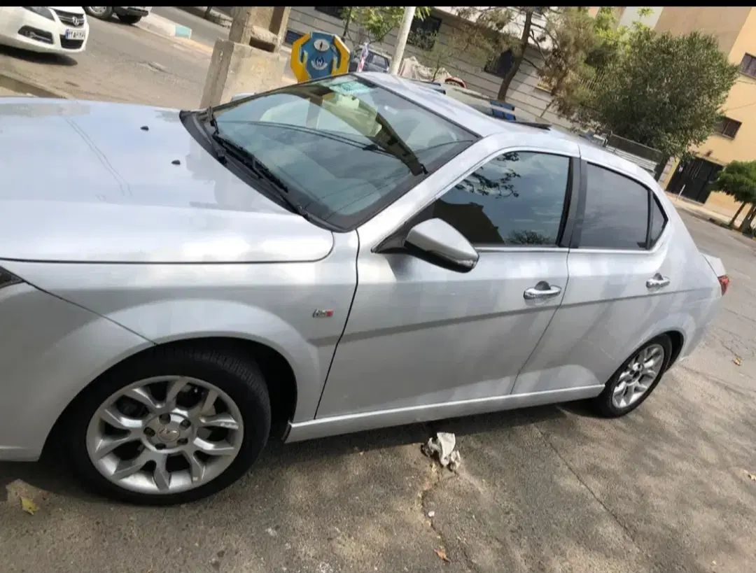 دنا پلاس توربو اتوماتیک - 1400