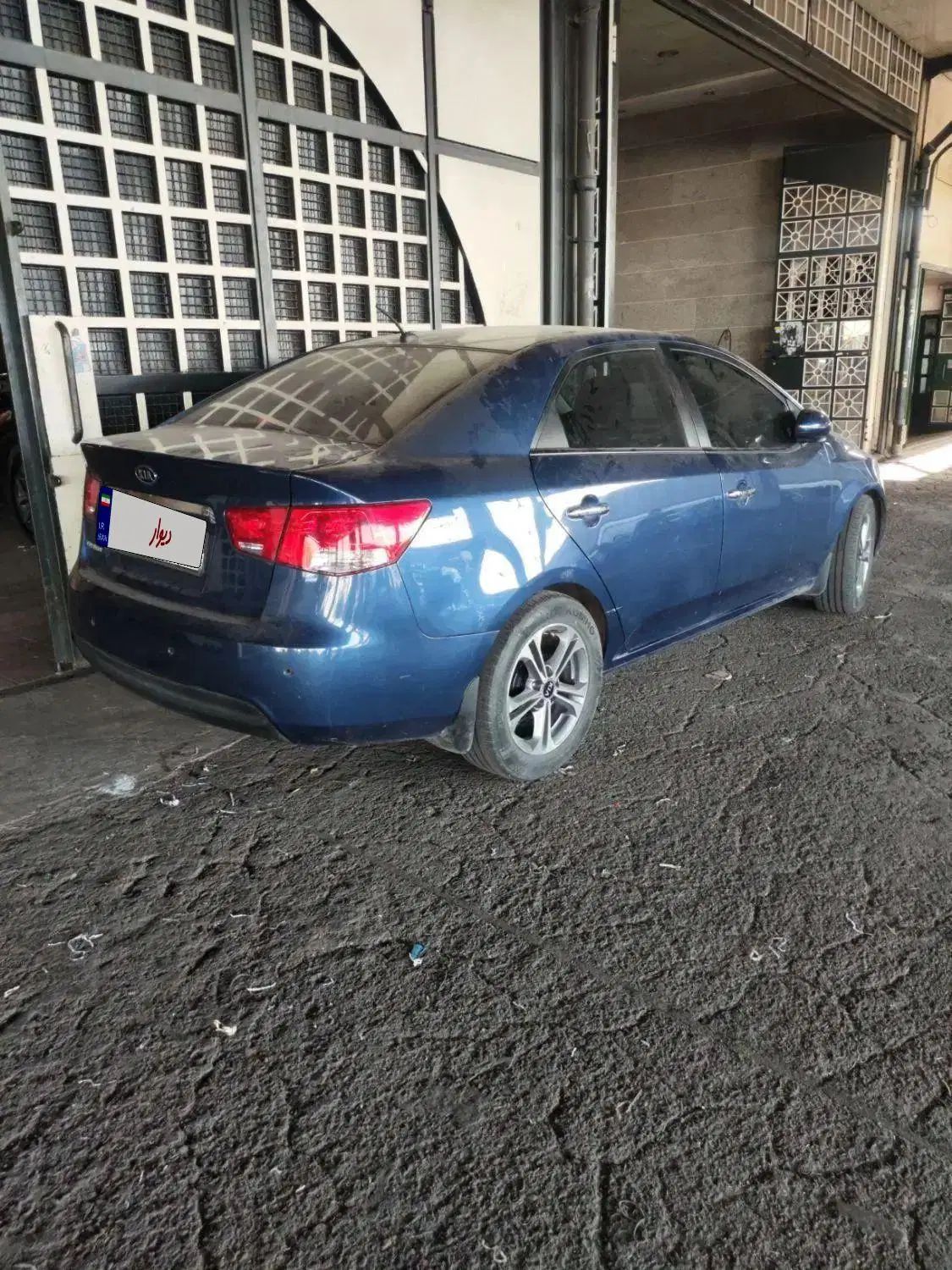 کیا سراتو 2.0 لیتر اتوماتیک GT لاین - 2017
