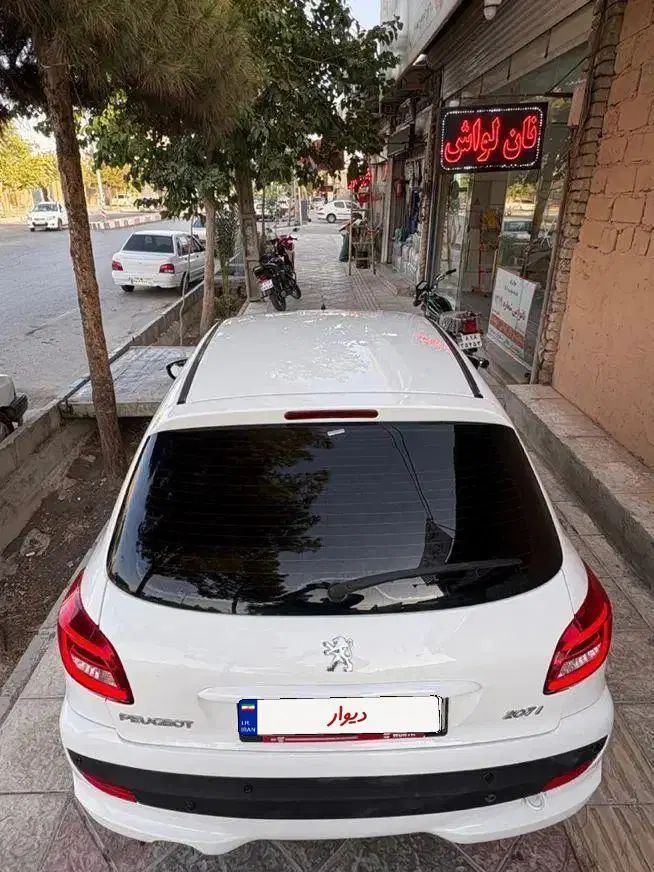 پژو 207 دنده‌ای فرمان هیدرولیک - 1389