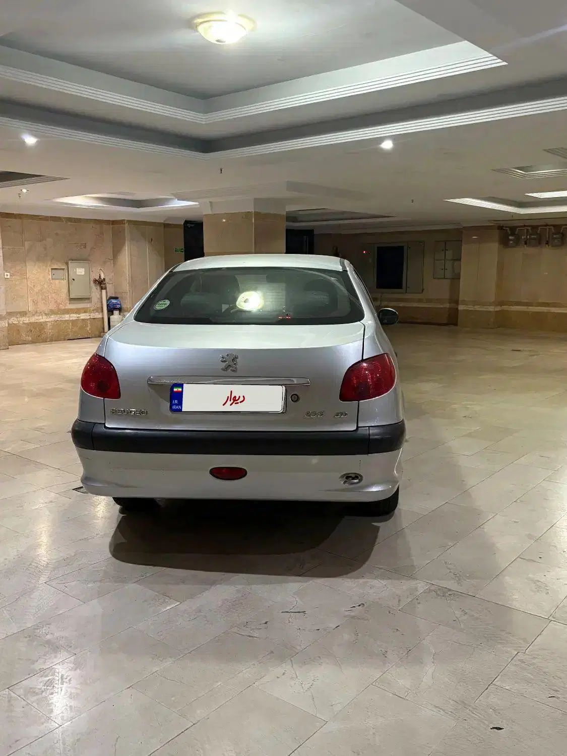 پژو ۲۰۶ صندوق دار v8 - 1397