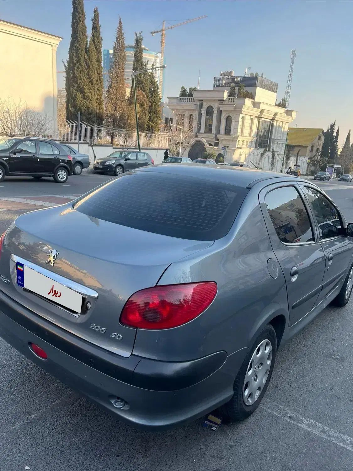 پژو ۲۰۶ صندوق دار v8 - 1396