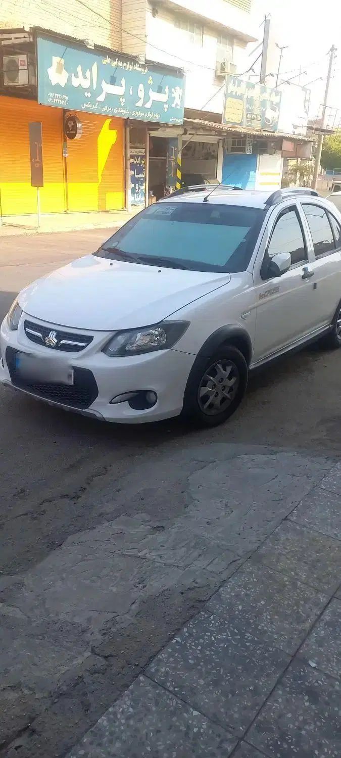 خودرو کوییک، معمولی آگهی ann_19981747