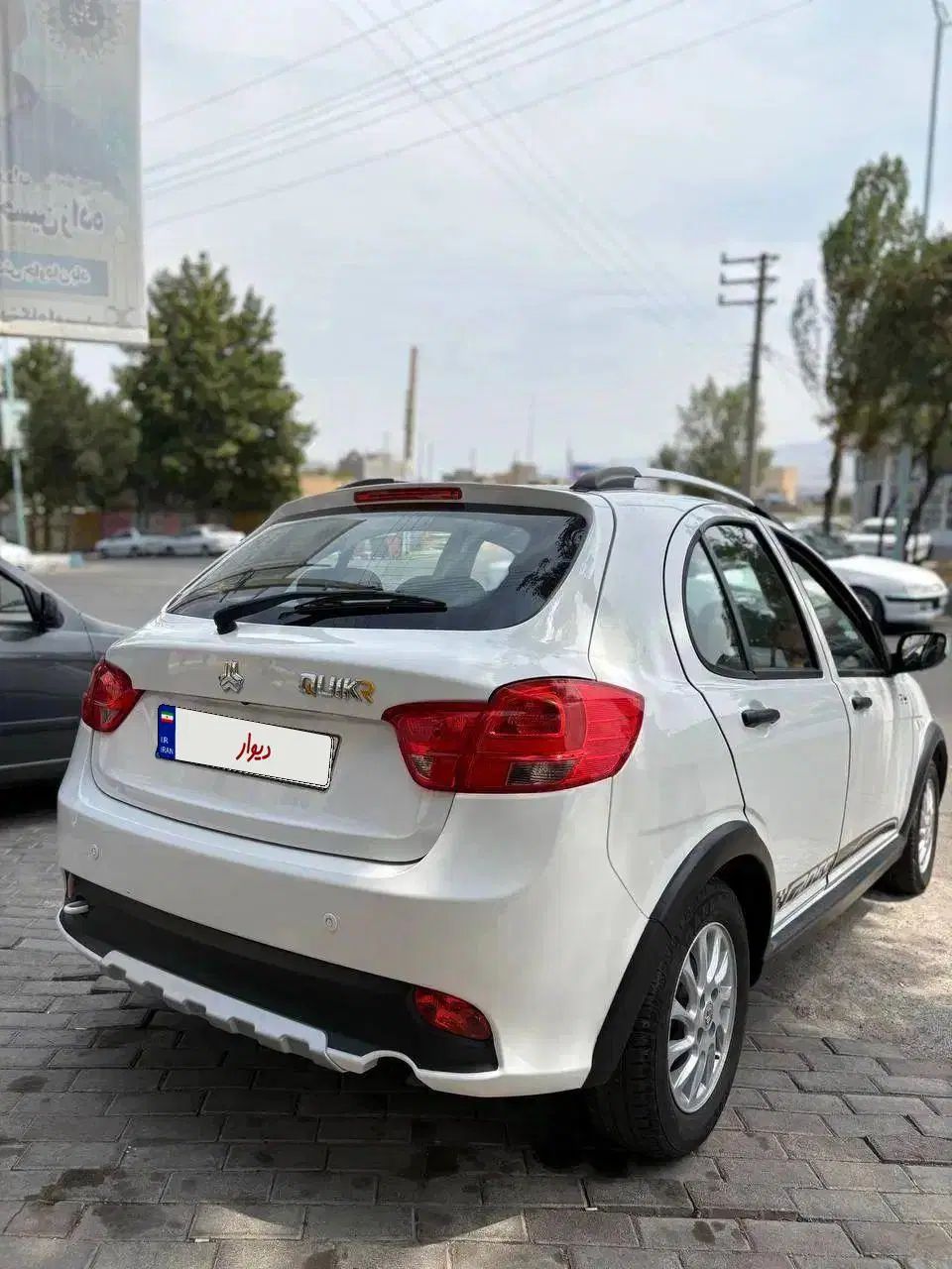 خودرو کوییک، R آگهی ann_19981765