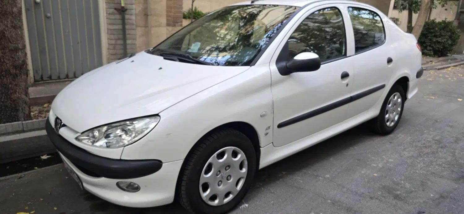 پژو ۲۰۶ صندوق دار v8 - 1395
