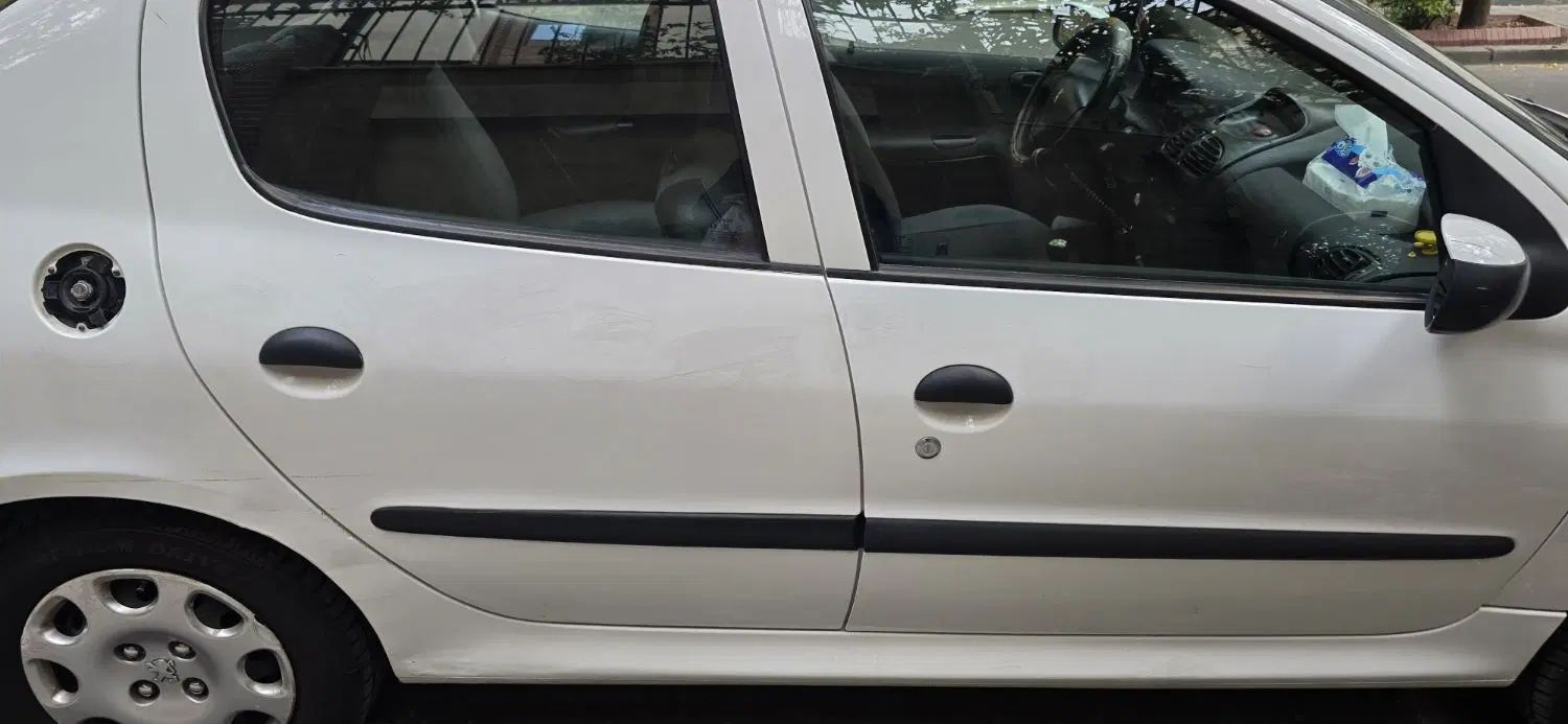 پژو ۲۰۶ صندوق دار v8 - 1395