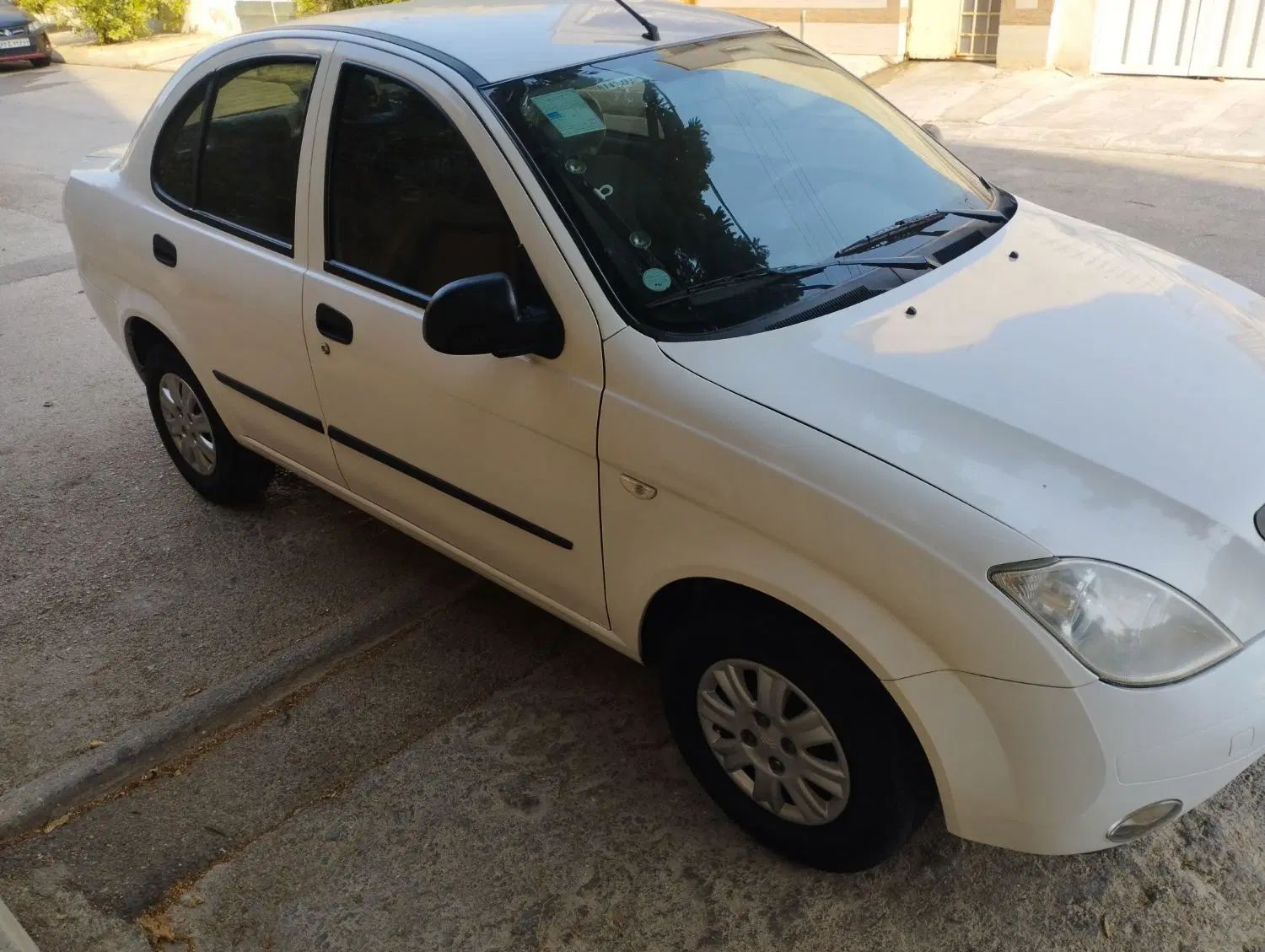تیبا صندوق دار SX - 1401