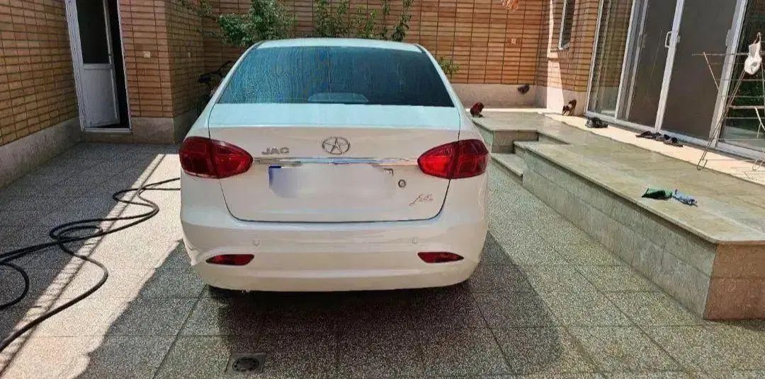 جک J4 اتوماتیک ساده - 1402