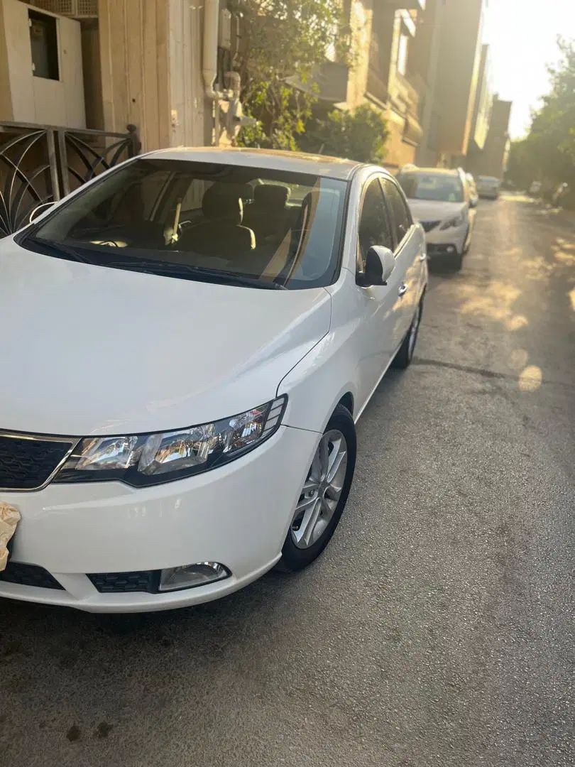 کیا سراتو 2.0 لیتر اتوماتیک GT لاین - 2018