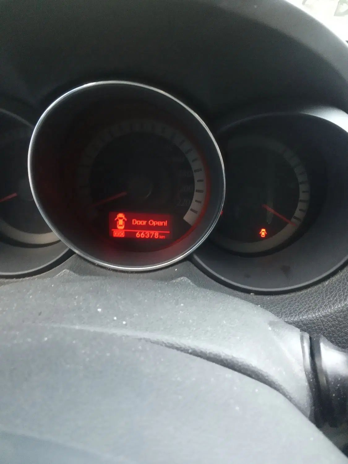 کیا سراتو 2.0 لیتر اتوماتیک GT لاین - 2018