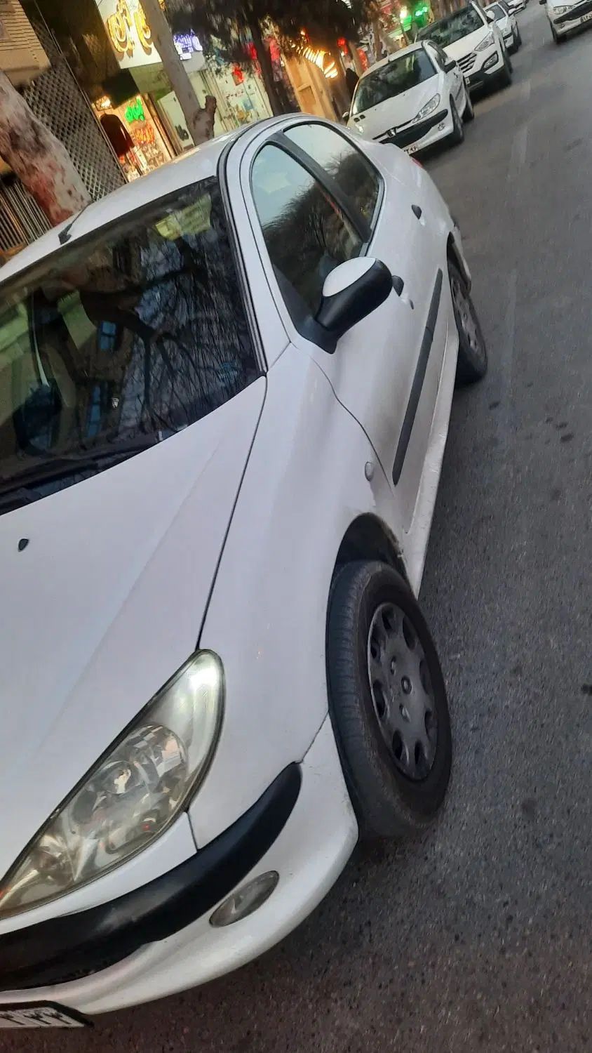 پژو ۲۰۶ صندوق دار v8 - 1390