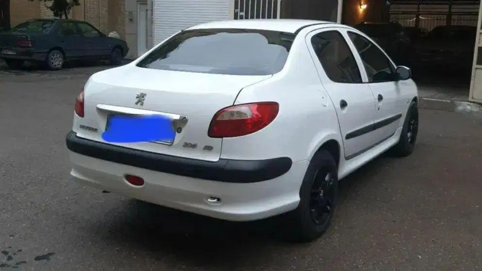 پژو ۲۰۶ صندوق دار v8 - 1396
