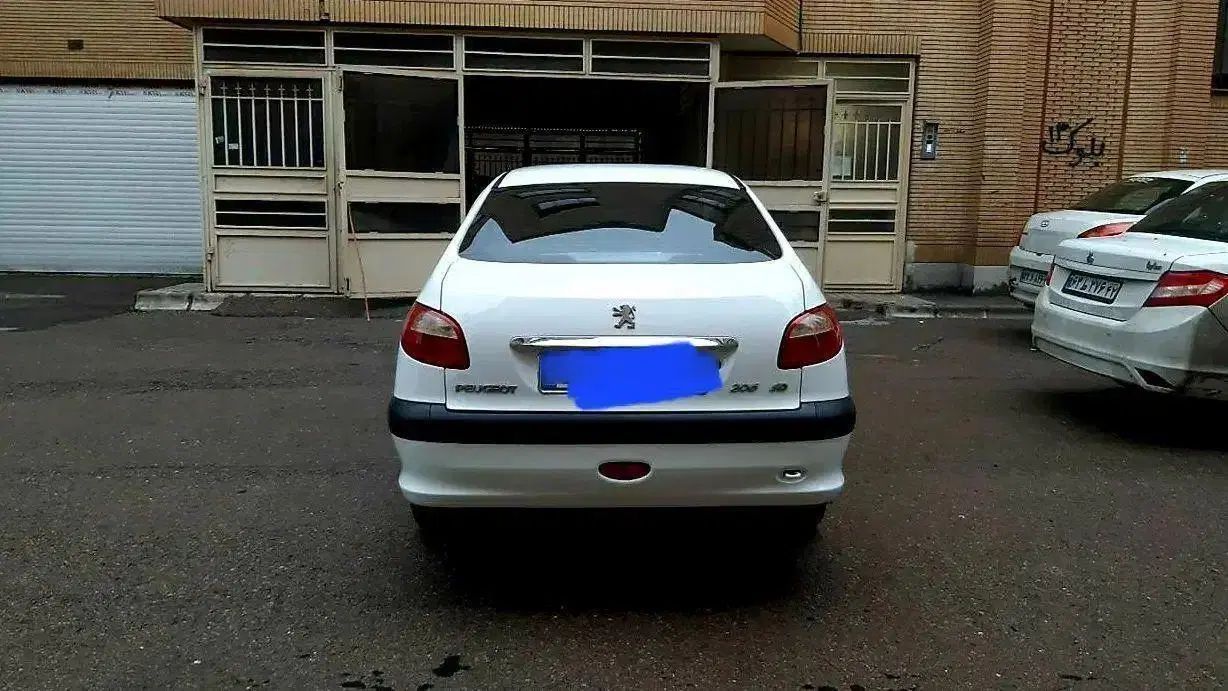 پژو ۲۰۶ صندوق دار v8 - 1396