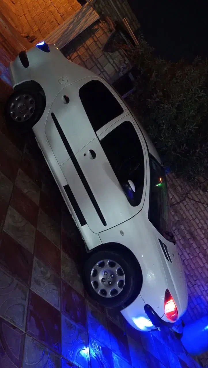 پژو ۲۰۶ صندوق دار v8 - 1392