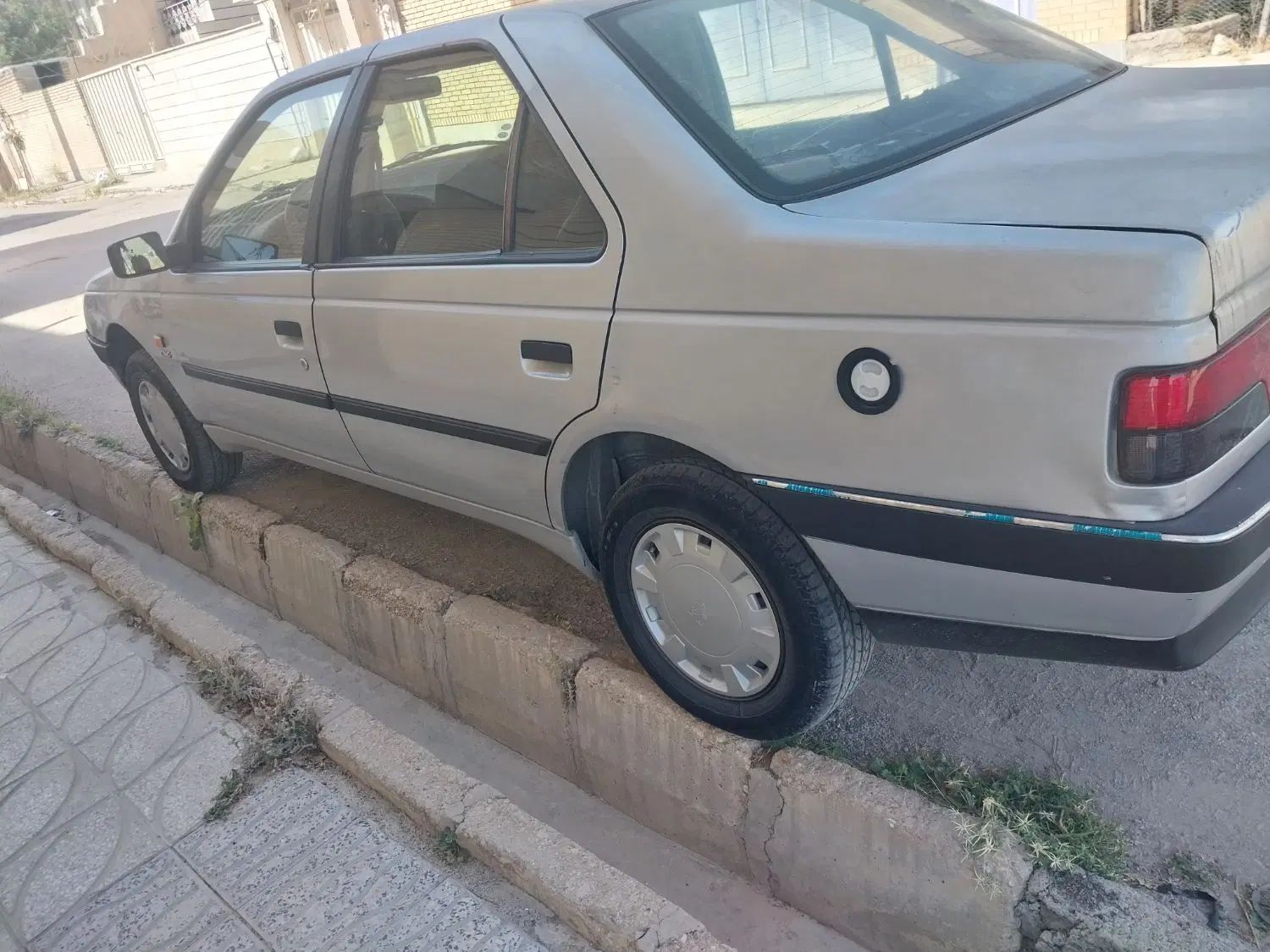 پژو 405 GLX - 1390