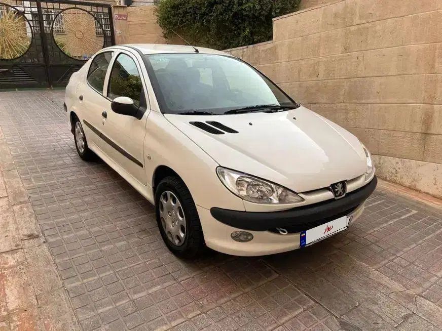 پژو ۲۰۶ صندوق دار v8 - 1395