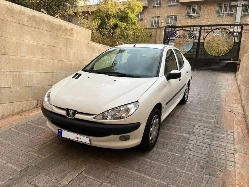 خودرو پژو، ۲۰۶ صندوق دار آگهی ann_19982245