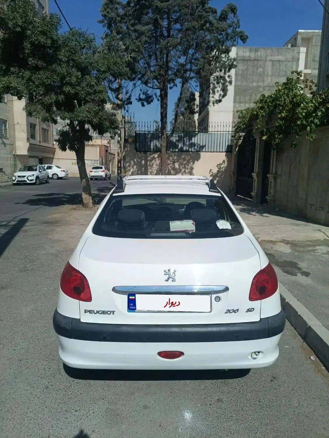 خودرو پژو، ۲۰۶ صندوق دار آگهی ann_19982436