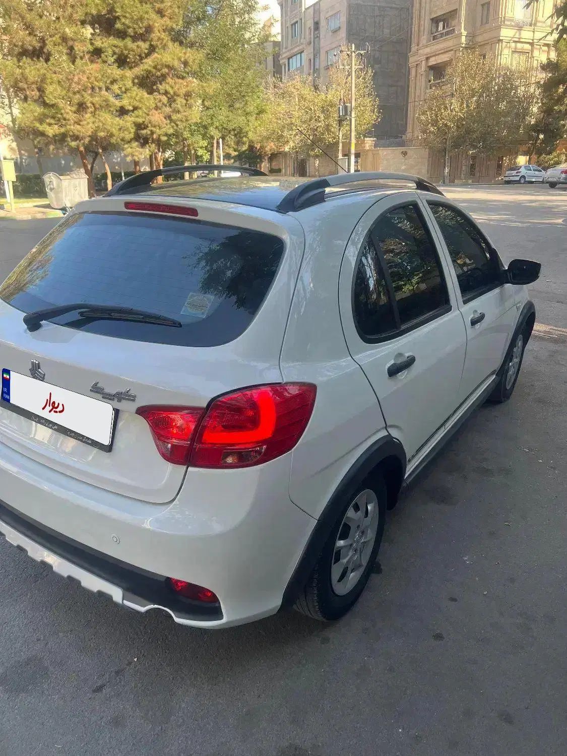 کوییک R دنده‌ای - 1402