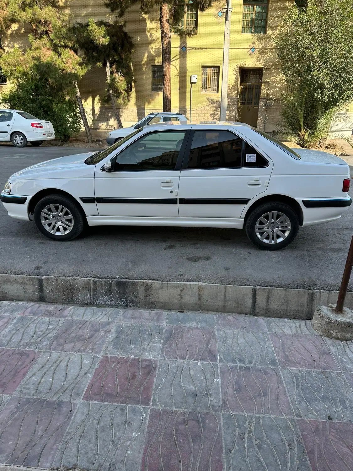 پژو پارس XU7P - 1401