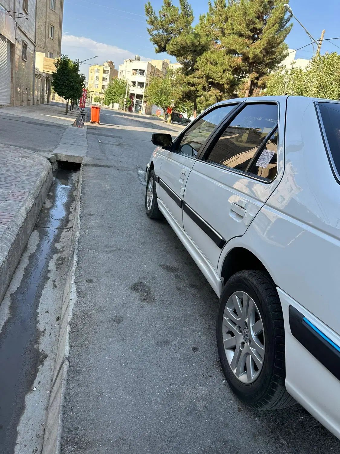 پژو پارس XU7P - 1401
