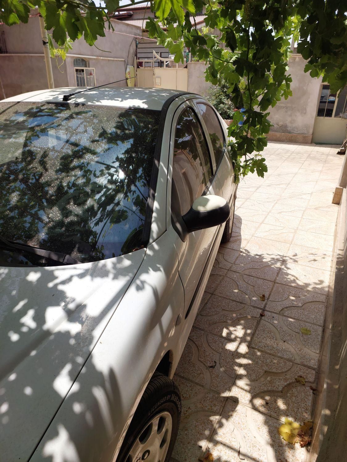 پژو ۲۰۶ صندوق دار v8 - 1398