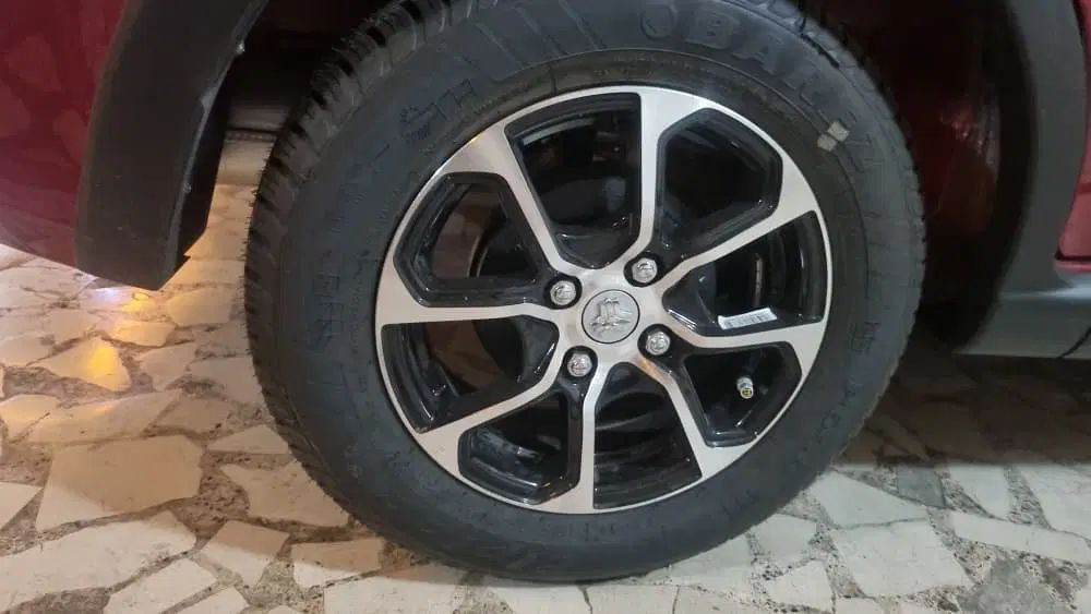 کوییک R دنده‌ای - 1404