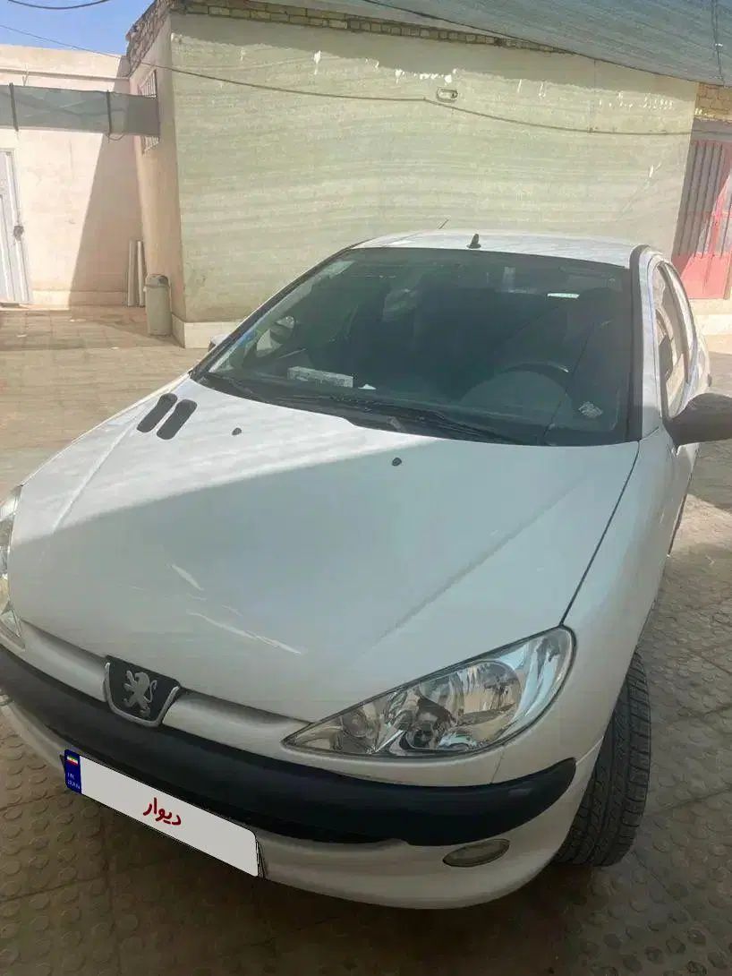 پژو ۲۰۶ صندوق دار v8 - 1390